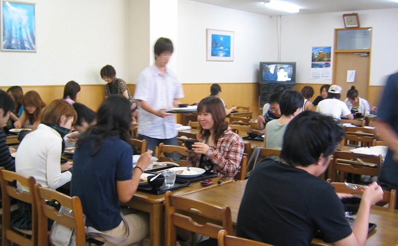 夕食の様子