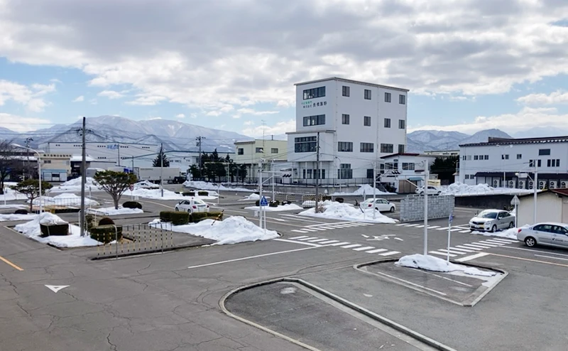 合宿免許 冬の山形にある教習所の様子です