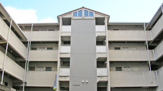 関西自動車学院　マリンヒルズ外観