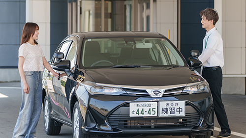 教習車