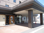 ホテルアルファーワンの正面